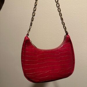 Vibrant Red Textured Shoulder Bag with Chain Strap